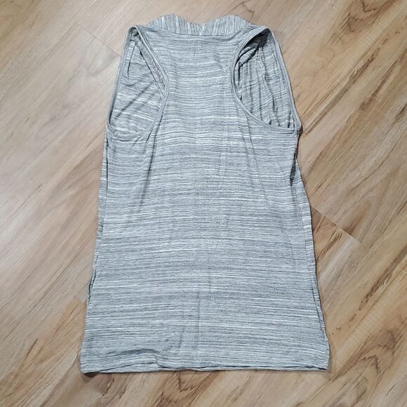 🔹️NWT Banana Republic Gray Heathered Sleeveless Crisscross Top Small - Picture 2 of 8